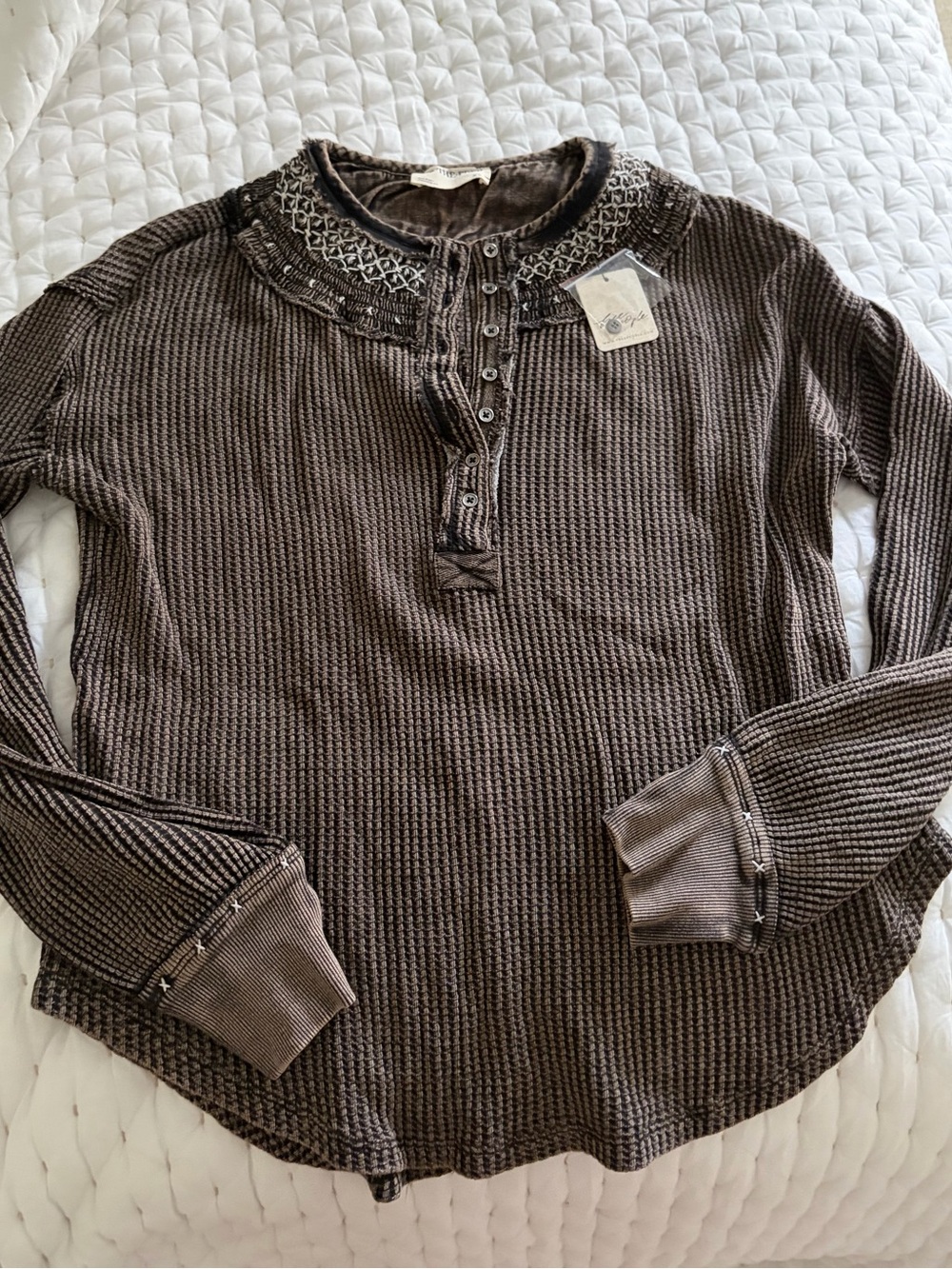 Free People Embroidered Collar thermal top NWT - Picture 6 of 8